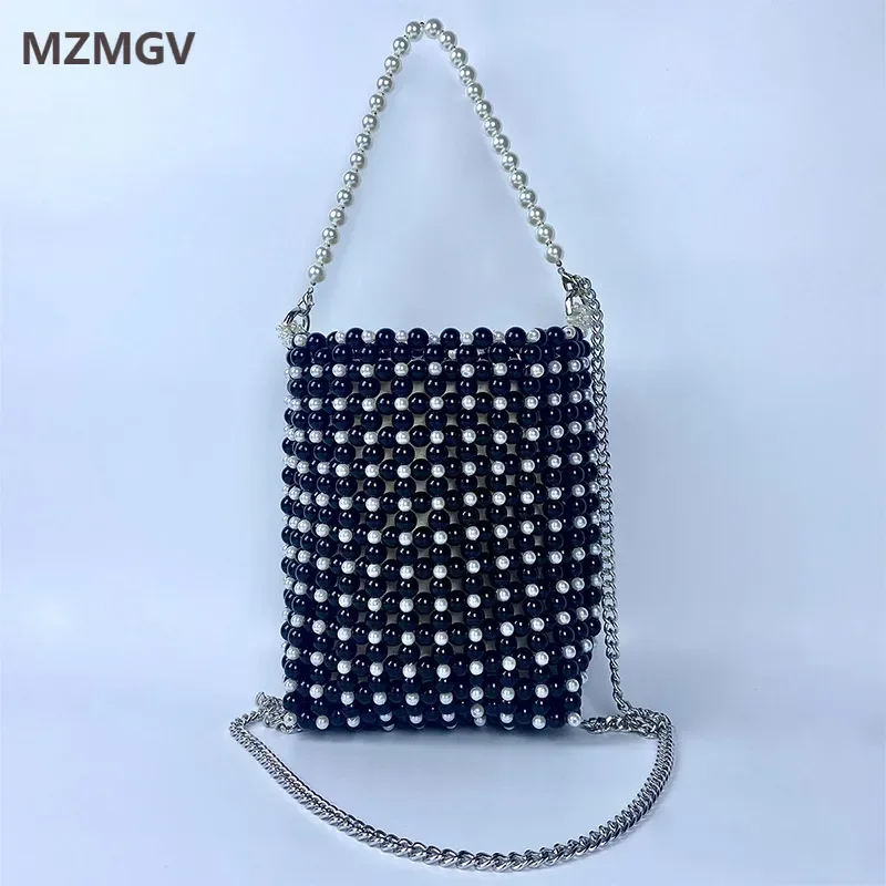 Mini Pearl Handbag Trend Women's Acrylic Beaded Bag Silver Chain Crossbody Hollow Out Female Party Wedding Lipstick Pouch 2025
Mini Pearl Handbag Trend Women's Acrylic Beaded Bag Silver Chain Crossbody Hollow Out Female Party Wedding Lipstick Pouch 2025