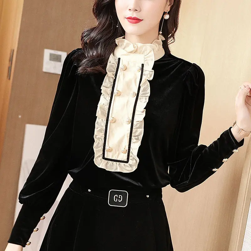 Black gold velvet top women's 2023 autumn and winter fungus edge stand-up collar stitching velvet bottoming shirt Western style
Black gold velvet top women's 2023 autumn and winter fungus edge stand-up collar stitching velvet bottoming shirt Western style