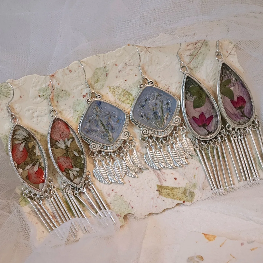 3317 Wholesale Original Design Tassel Earrings Dried Real Flower Exaggerated Earrings Creative Christmas Birthday Wedding Gift
3317 Wholesale Original Design Tassel Earrings Dried Real Flower Exaggerated Earrings Creative Christmas Birthday Wedding Gift