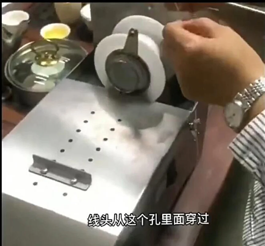 Автоматическая электрическая машина для скручивания колбас, машина для завязывания колбас, машина для связывания колбас, машина для связывания колбас
Автоматическая электрическая машина для скручивания колбас, машина для завязывания колбас, машина для связывания колбас, машина для связывания колбас