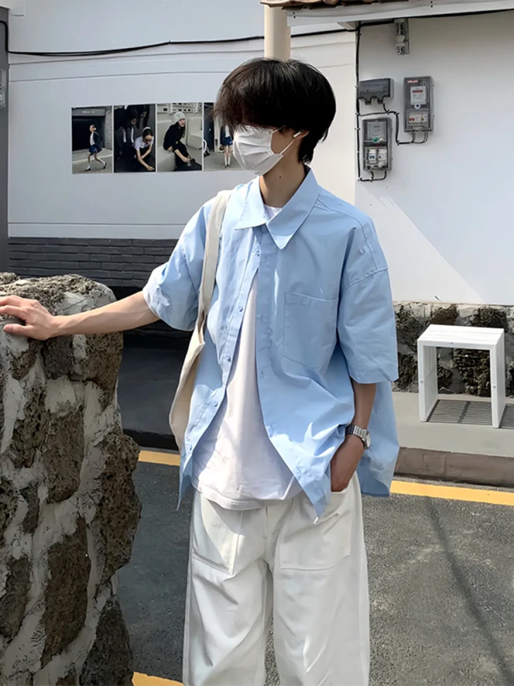 Cleanfit Blue Short Sleeve Men's Shirt Summer Thin Ice Silk Sun Protection Outerwear Korean Style Loose Fit Youth Fashion
Cleanfit Blue Short Sleeve Men's Shirt Summer Thin Ice Silk Sun Protection Outerwear Korean Style Loose Fit Youth Fashion