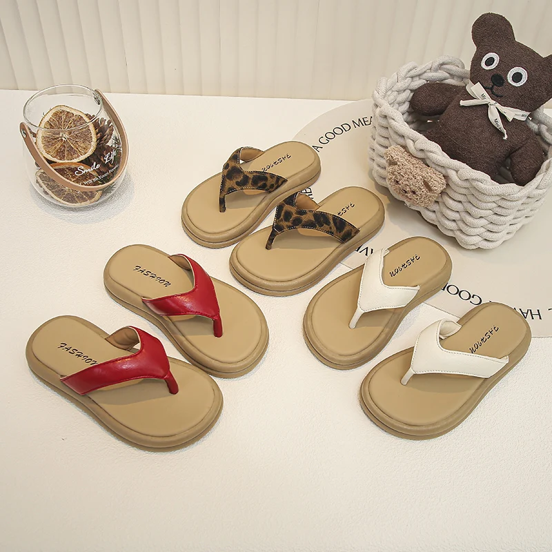 Little Girls Flip Flops Sandals 2026 New Summer Kids Chunky Beach Slippers Non-slip Simple Comfort Outdoor Pool Barefoot Shoes
Little Girls Flip Flops Sandals 2026 New Summer Kids Chunky Beach Slippers Non-slip Simple Comfort Outdoor Pool Barefoot Shoes