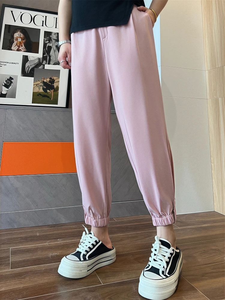 plus Size Women's Ice Silk Harem Pants Thin Loose Casual Spring Summer High Waist Polyester Fiber Commute Style Color
plus Size Women's Ice Silk Harem Pants Thin Loose Casual Spring Summer High Waist Polyester Fiber Commute Style Color