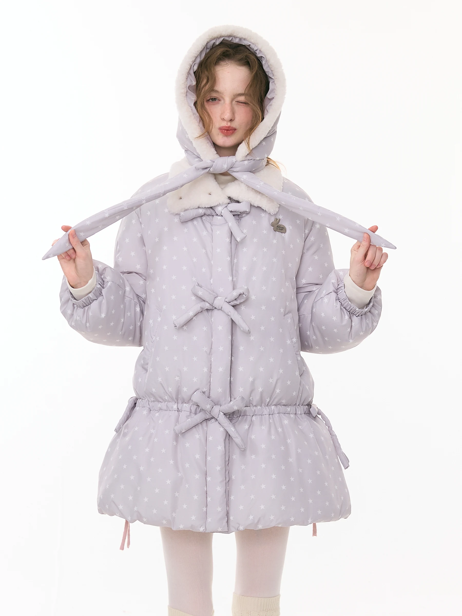 Женская хлопковая куртка ZiziFei с узором в горошек и узлом, средней длины, осенне-зимняя, с принтом звезд, прямого кроя, в стиле Sweet Sle
Женская хлопковая куртка ZiziFei с узором в горошек и узлом, средней длины, осенне-зимняя, с принтом звезд, прямого кроя, в стиле Sweet Sle