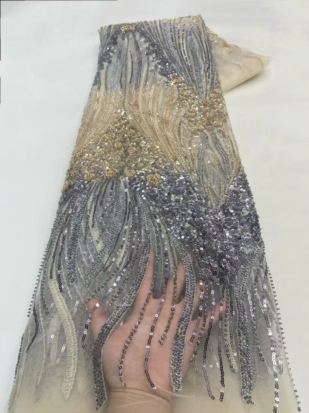 African Heavy Beaded Lace Fabric 2025 High Quality Nigerian Sequin Pearl Lace French Tulle Fabric For Wedding Party Dress Sewing
African Heavy Beaded Lace Fabric 2025 High Quality Nigerian Sequin Pearl Lace French Tulle Fabric For Wedding Party Dress Sewing
