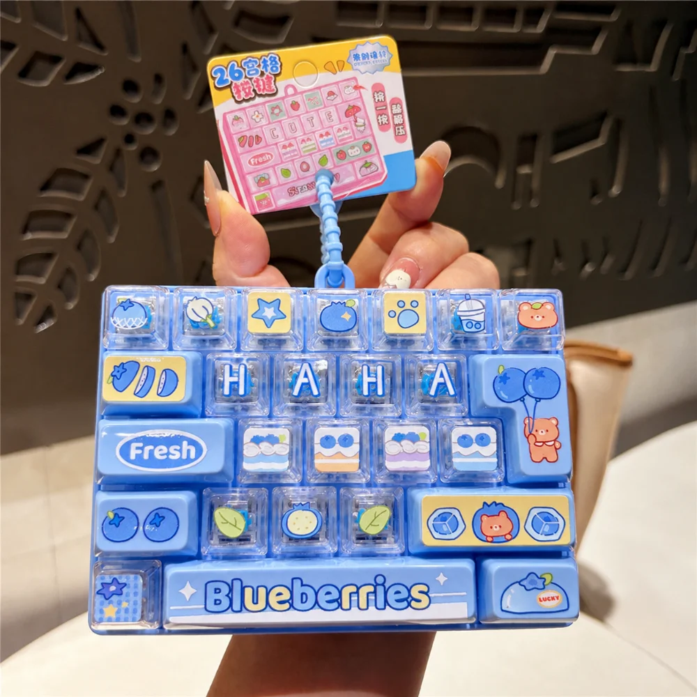 26 Keys Mechanical Keyboard Toy Clear Key Sounds Hangable Stress Relief Fidget Toy Keychain Gift Toy Bag Pendant Charm
26 Keys Mechanical Keyboard Toy Clear Key Sounds Hangable Stress Relief Fidget Toy Keychain Gift Toy Bag Pendant Charm