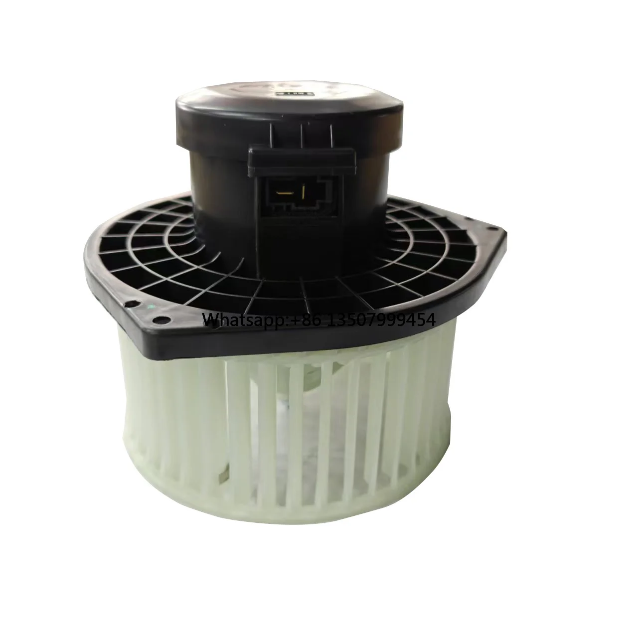 SAIC MAXUS ORIGINAL Blower Assembly for MAXUS DELIVER 9/V90 G10 C00074203 C00027051
SAIC MAXUS ORIGINAL Blower Assembly for MAXUS DELIVER 9/V90 G10 C00074203 C00027051