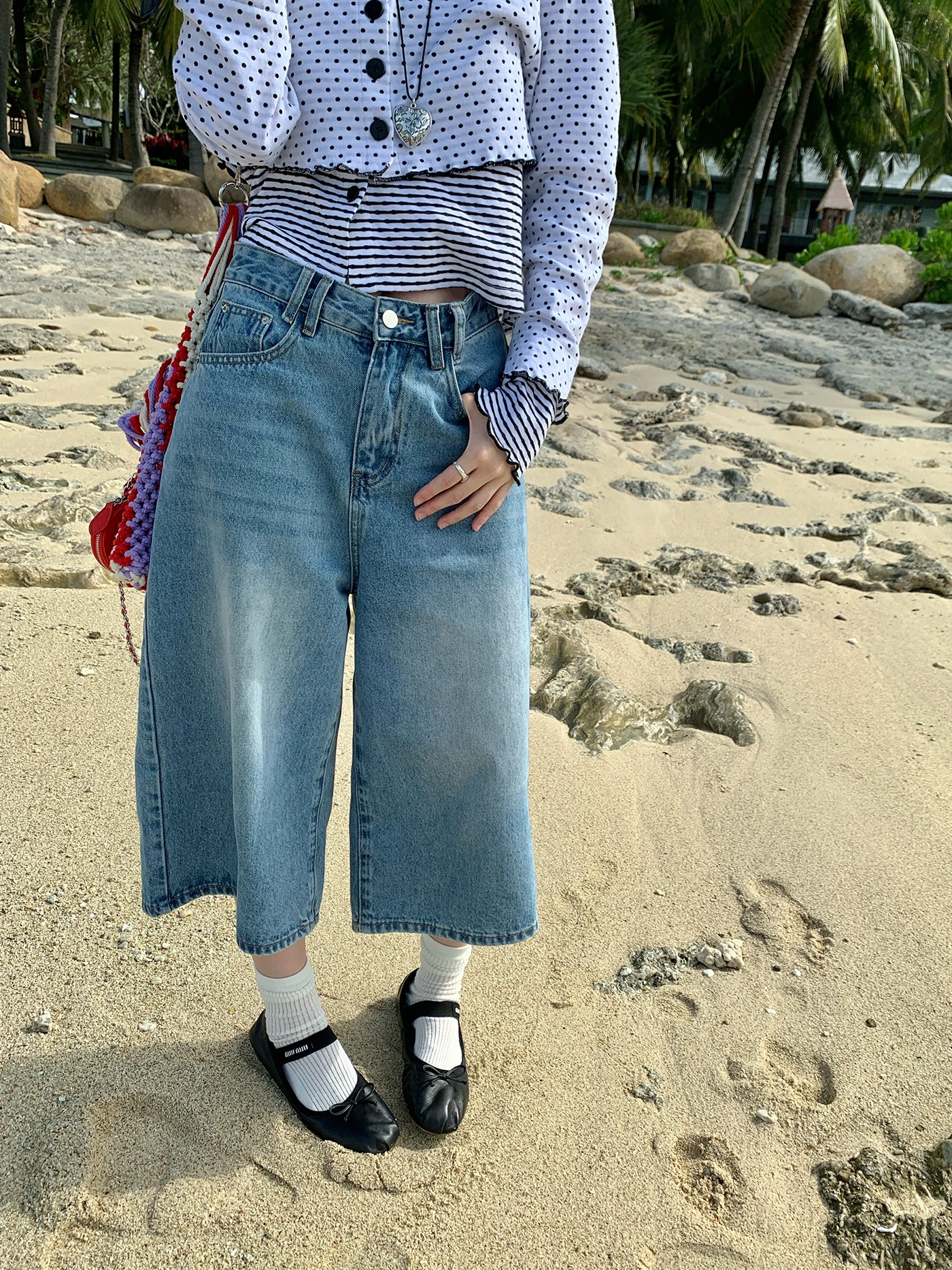 Мужские джинсы Hihi Dry Cup в корейском стиле, тонкие, ретро, с эффектом потертости, укороченные (7/8), осенние, модные, премиум-класса, из денима
Мужские джинсы Hihi Dry Cup в корейском стиле, тонкие, ретро, с эффектом потертости, укороченные (7/8), осенние, модные, премиум-класса, из денима