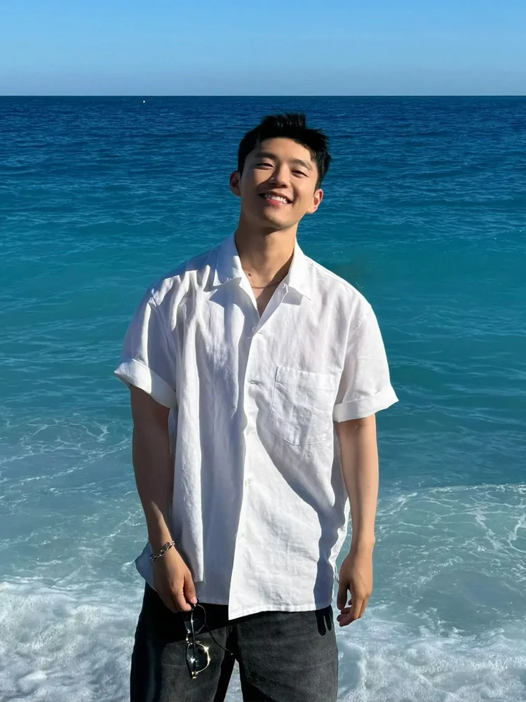 White Ice Silk Short Sleeve Shirt Men's Summer Loose Casual Style Polyester Fiber Youth Trend Breathable Moisture Wicking
White Ice Silk Short Sleeve Shirt Men's Summer Loose Casual Style Polyester Fiber Youth Trend Breathable Moisture Wicking
