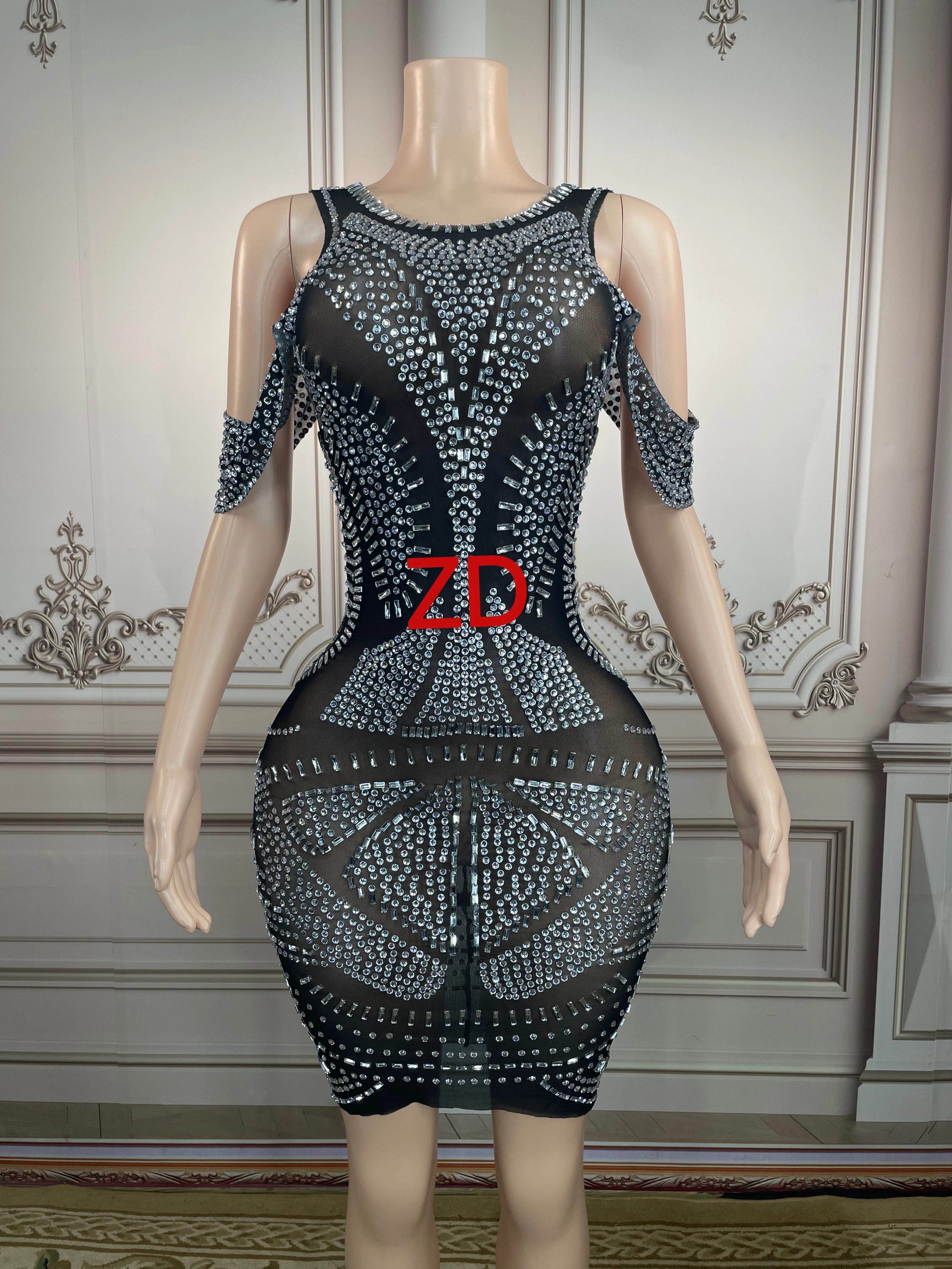Sexy Silver Rhinestones Mesh Dress See Through Birthday Dresses Female Singer Evening Party Prom Celebrate Perspective plus size
Sexy Silver Rhinestones Mesh Dress See Through Birthday Dresses Female Singer Evening Party Prom Celebrate Perspective plus size