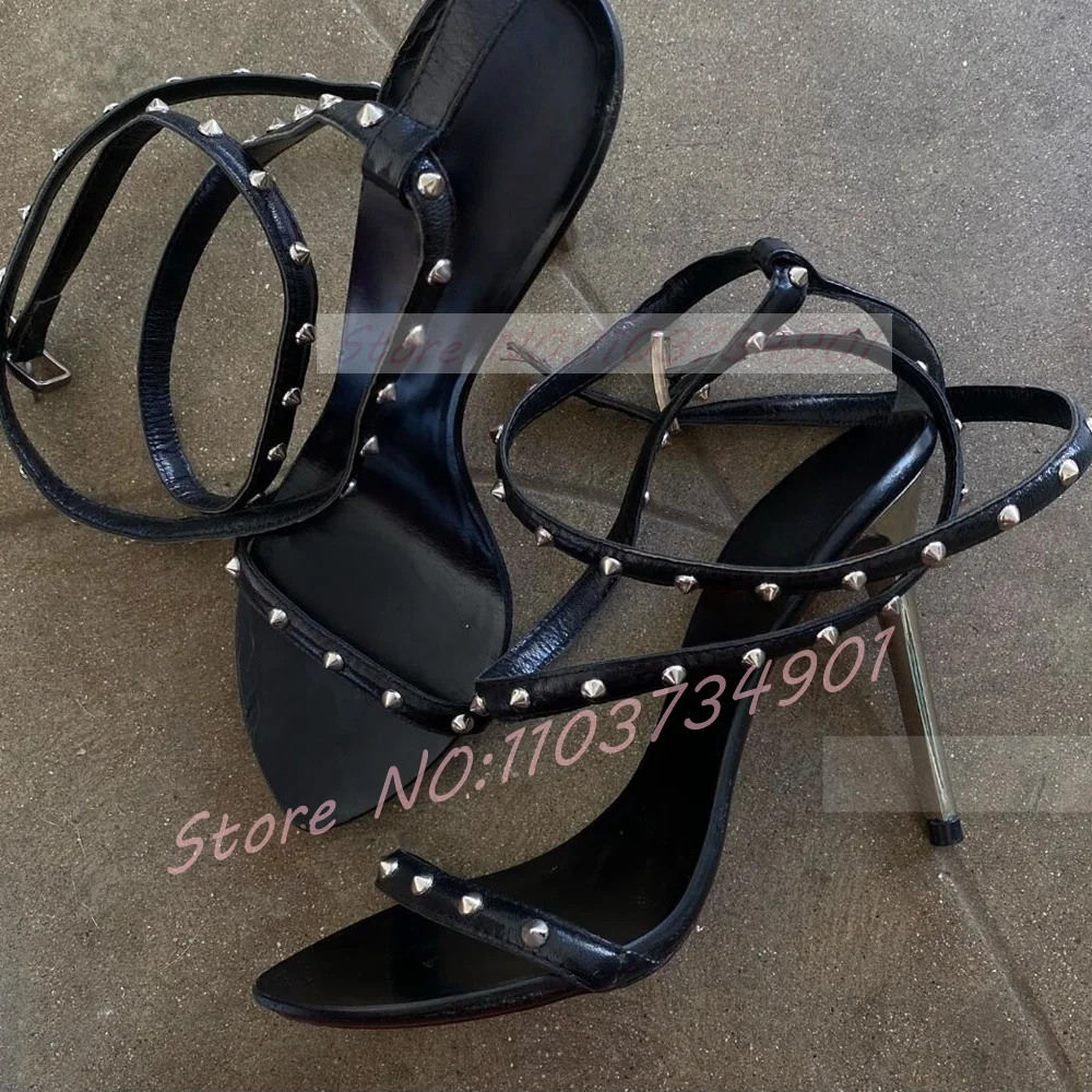 Cross-tied Rivets Sandals Women Sexy Black Pointed Open Toe Ankle Strap High Heels Shoes Female Party Street style Sandals
Cross-tied Rivets Sandals Women Sexy Black Pointed Open Toe Ankle Strap High Heels Shoes Female Party Street style Sandals