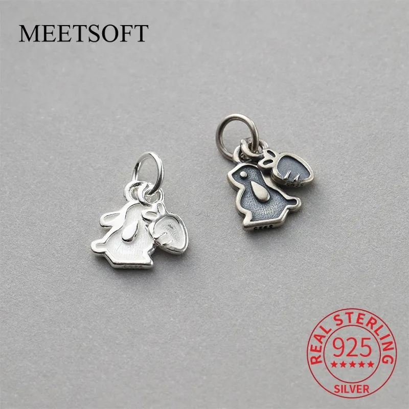 925 Sterling Silver Geometric Vintage Rabbit Carrot Pendant Charms DIY Bracelet Necklace Handmade Woven Rope Material Accessory
925 Sterling Silver Geometric Vintage Rabbit Carrot Pendant Charms DIY Bracelet Necklace Handmade Woven Rope Material Accessory