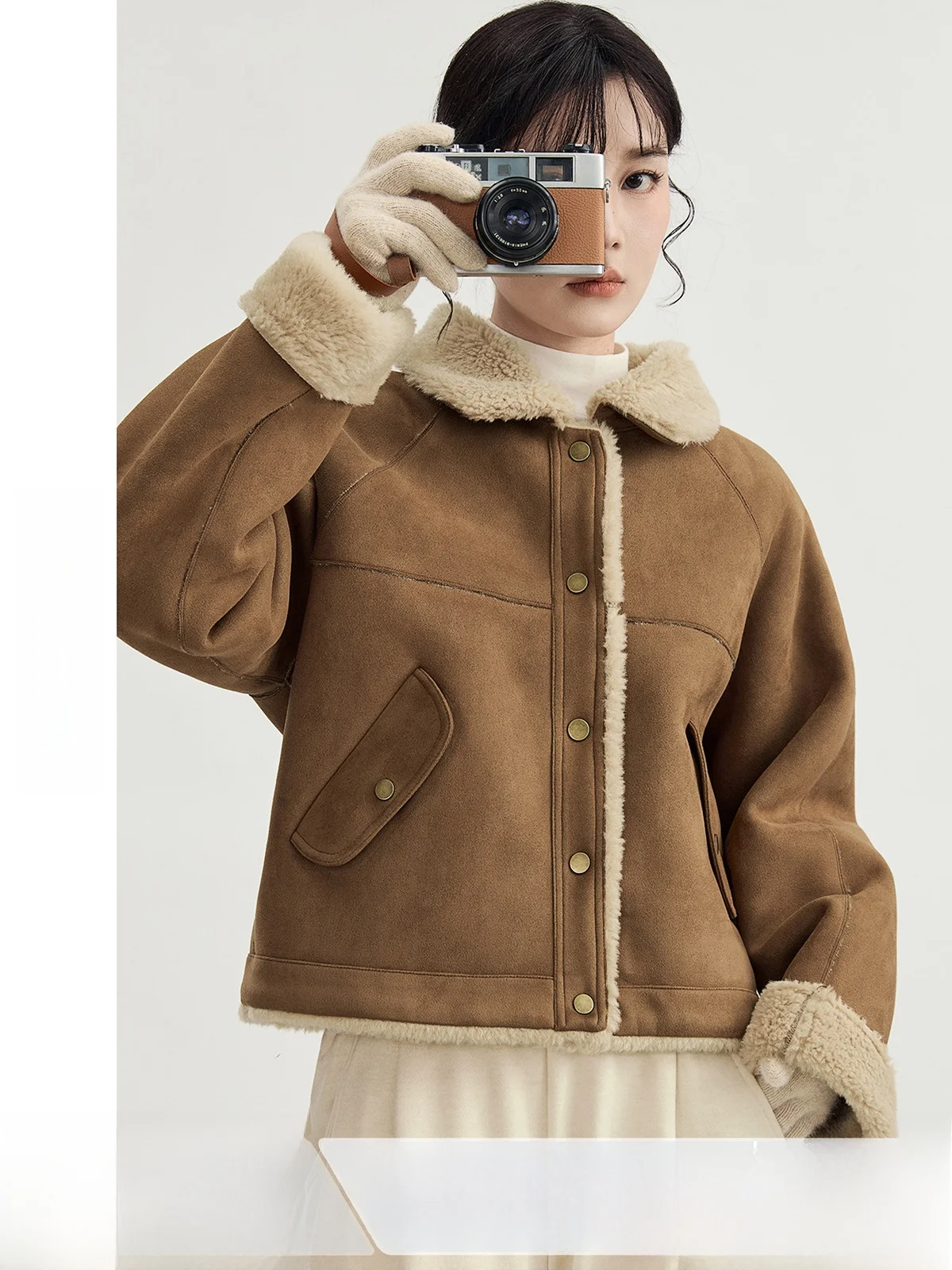 Guier Women's Fur And Leather Inteated Jaet Winter Loose Fit Slimming Top ort Outerwear Long Sve Button Closure
Guier Women's Fur And Leather Inteated Jaet Winter Loose Fit Slimming Top ort Outerwear Long Sve Button Closure