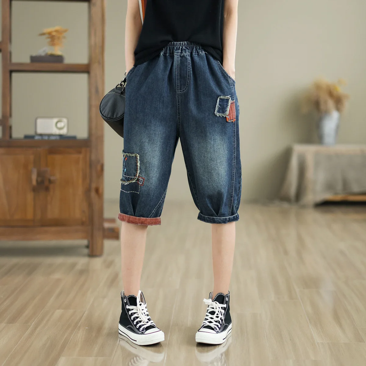 Aricaca Women Summer Loose Ripped Shorts with Pockets M-2XL Casual Embroidered High Waist Denim Shorts
Aricaca Women Summer Loose Ripped Shorts with Pockets M-2XL Casual Embroidered High Waist Denim Shorts