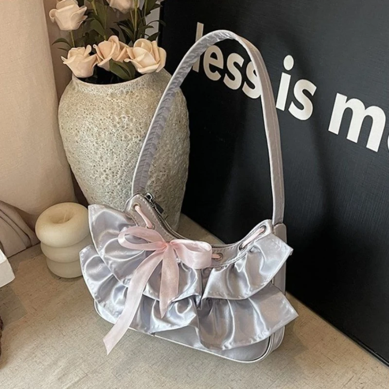 Банкетная сумка-клатч для выпускного вечера, роскошная, с бантом, плиссированная, вместительная, для хранения помады, кошелька, телефона, женская сумка-кошелек
Банкетная сумка-клатч для выпускного вечера, роскошная, с бантом, плиссированная, вместительная, для хранения помады, кошелька, телефона, женская сумка-кошелек