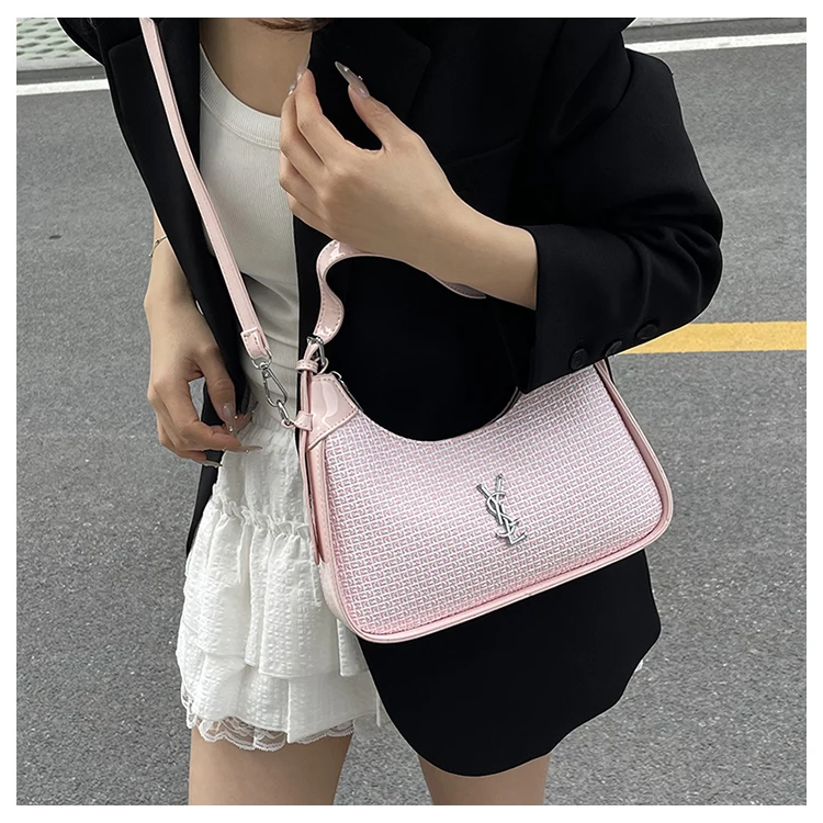 Elegant Women's Handbag Made of Premium Leather Boasting Paris High-End Lasting Commuter Daily Design
Elegant Women's Handbag Made of Premium Leather Boasting Paris High-End Lasting Commuter Daily Design