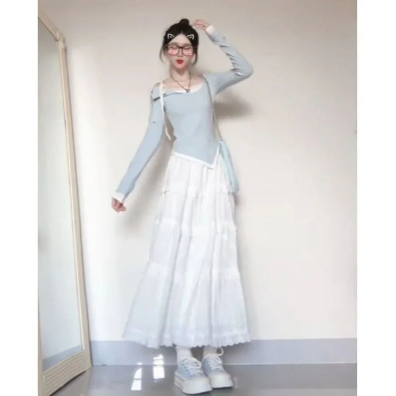 Ранняя осень Miu Sle, синяя белая юбка с колючками и топ, модный женский солнцезащитный костюм средней длины
Ранняя осень Miu Sle, синяя белая юбка с колючками и топ, модный женский солнцезащитный костюм средней длины