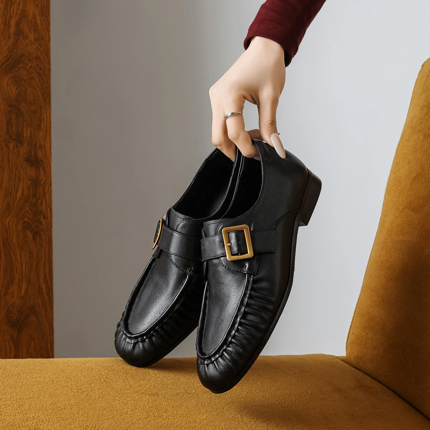 Genuine Leather 2026 New Round Toe Low Heel Loafers Women Super Soft Flats Dressy Deep Cut Pumps Shoes Daily Office Fashion
Genuine Leather 2026 New Round Toe Low Heel Loafers Women Super Soft Flats Dressy Deep Cut Pumps Shoes Daily Office Fashion