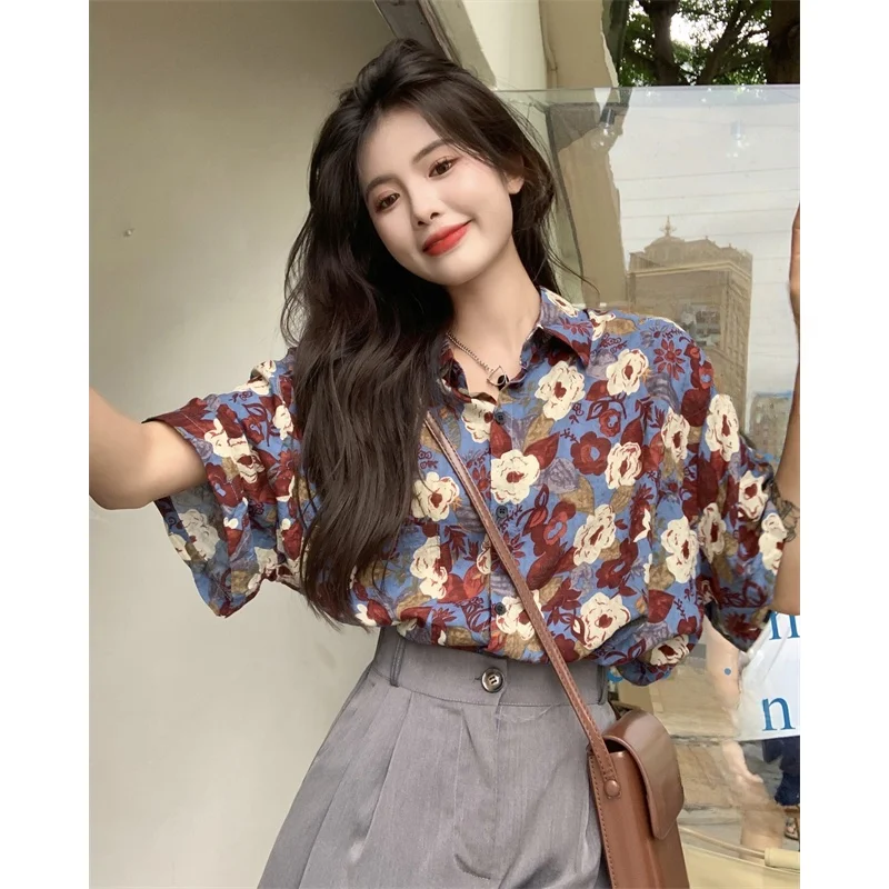 plus Size Floral Print Short Sleeve Casual Shirt Women's Summer Fashion Loose Slimming Versatile Top Korean Style Collar
plus Size Floral Print Short Sleeve Casual Shirt Women's Summer Fashion Loose Slimming Versatile Top Korean Style Collar