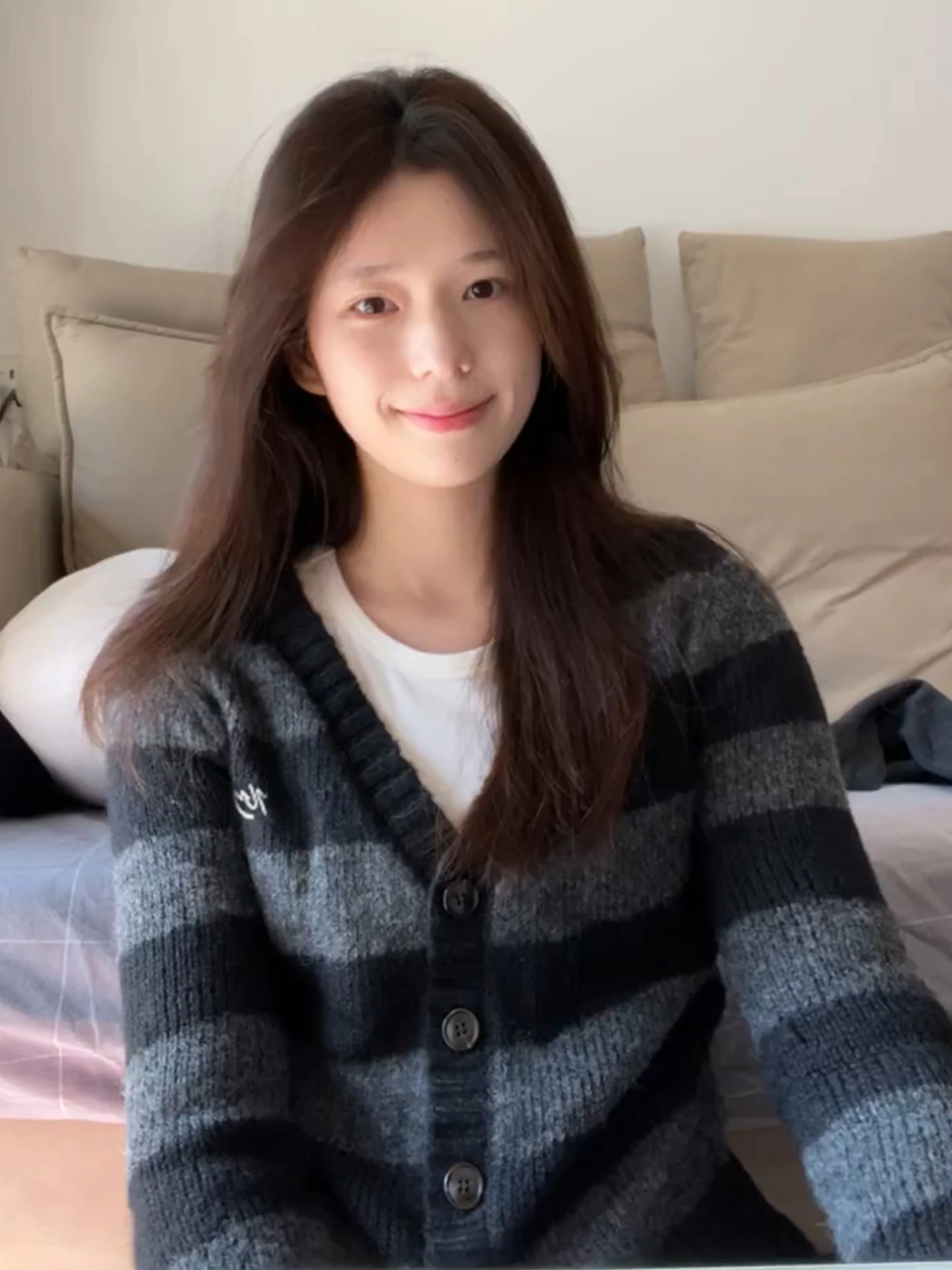 Korean Lazy Stripe Long Sve Women's Knitted Sweater Loose Slimming Autumn Winter New Sle High Sensation Casual Top
Korean Lazy Stripe Long Sve Women's Knitted Sweater Loose Slimming Autumn Winter New Sle High Sensation Casual Top