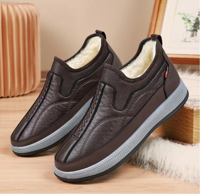 Зимняя обувь из овечьей шерсти, мужская хлопковая обувь с бархатом, теплая мужская повседневная обувь, обувь для папы среднего возраста
Зимняя обувь из овечьей шерсти, мужская хлопковая обувь с бархатом, теплая мужская повседневная обувь, обувь для папы среднего возраста