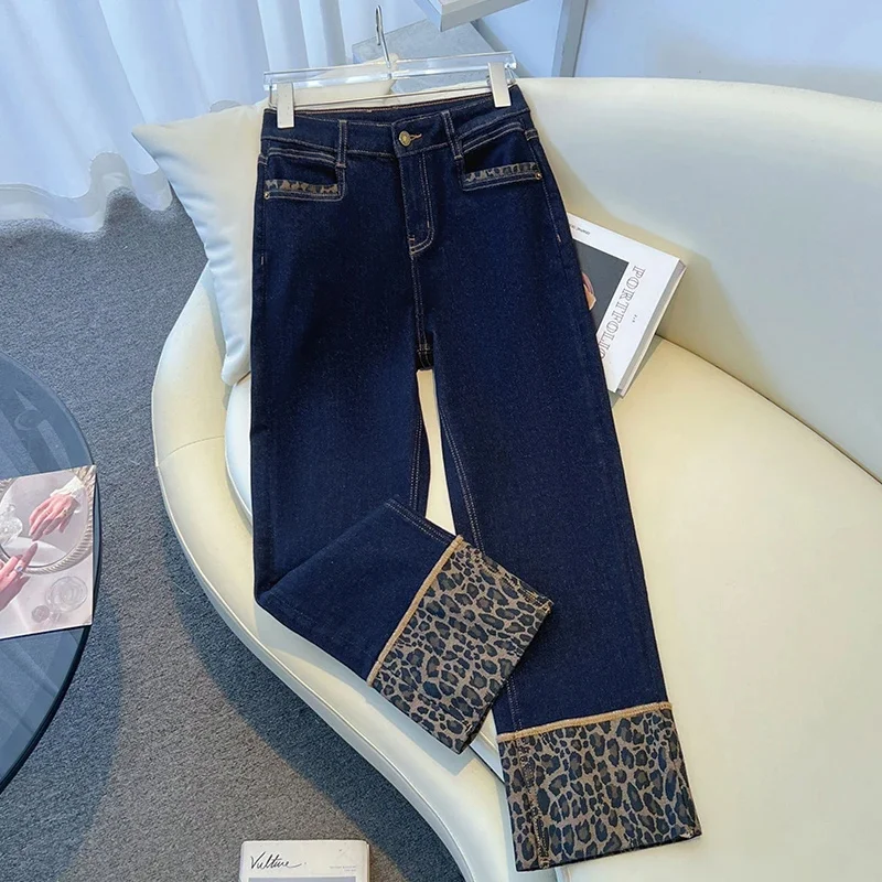 Прямые джинсы женские, расклешенные внизу, раструб, удлиняющие грушевидный силуэт, шикарный современный палаццо-палаццо, элегантный 
Прямые джинсы женские, расклешенные внизу, раструб, удлиняющие грушевидный силуэт, шикарный современный палаццо-палаццо, элегантный