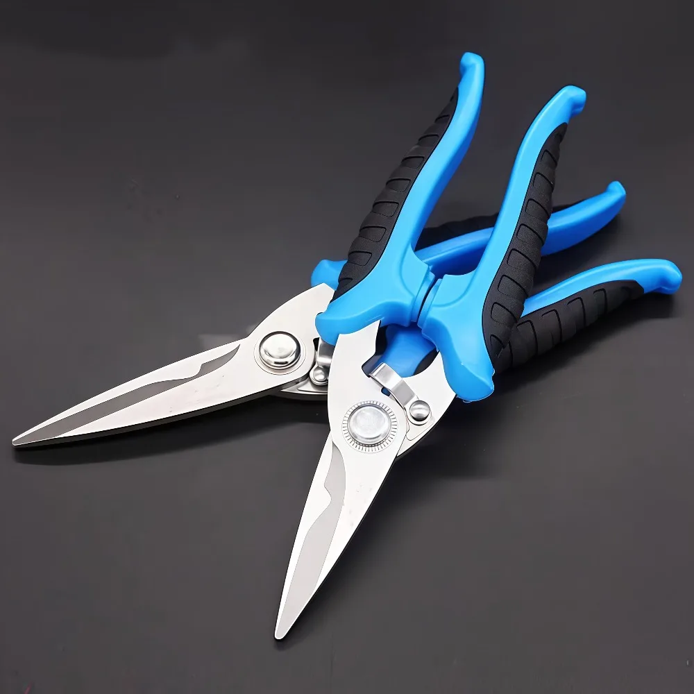Professional s scissors ideal for outdoor gardening and pruning. Also suitable for cutting thin metal sheets and making.
Professional s scissors ideal for outdoor gardening and pruning. Also suitable for cutting thin metal sheets and making.