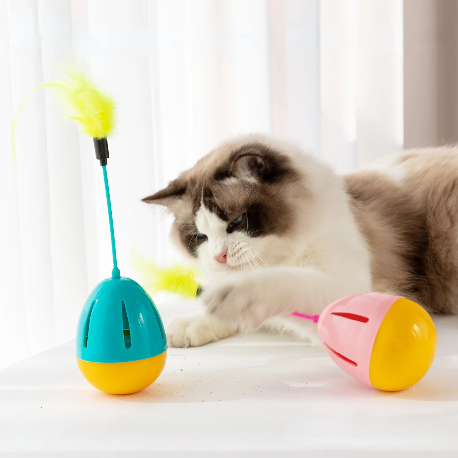 Забавная игрушка для кошек, яйцо, неваляшка для кошек, красочная палочка с перьями, пластиковые игровые шарики для ловли кошек, интерактивные игрушки для кошек
Забавная игрушка для кошек, яйцо, неваляшка для кошек, красочная палочка с перьями, пластиковые игровые шарики для ловли кошек, интерактивные игрушки для кошек