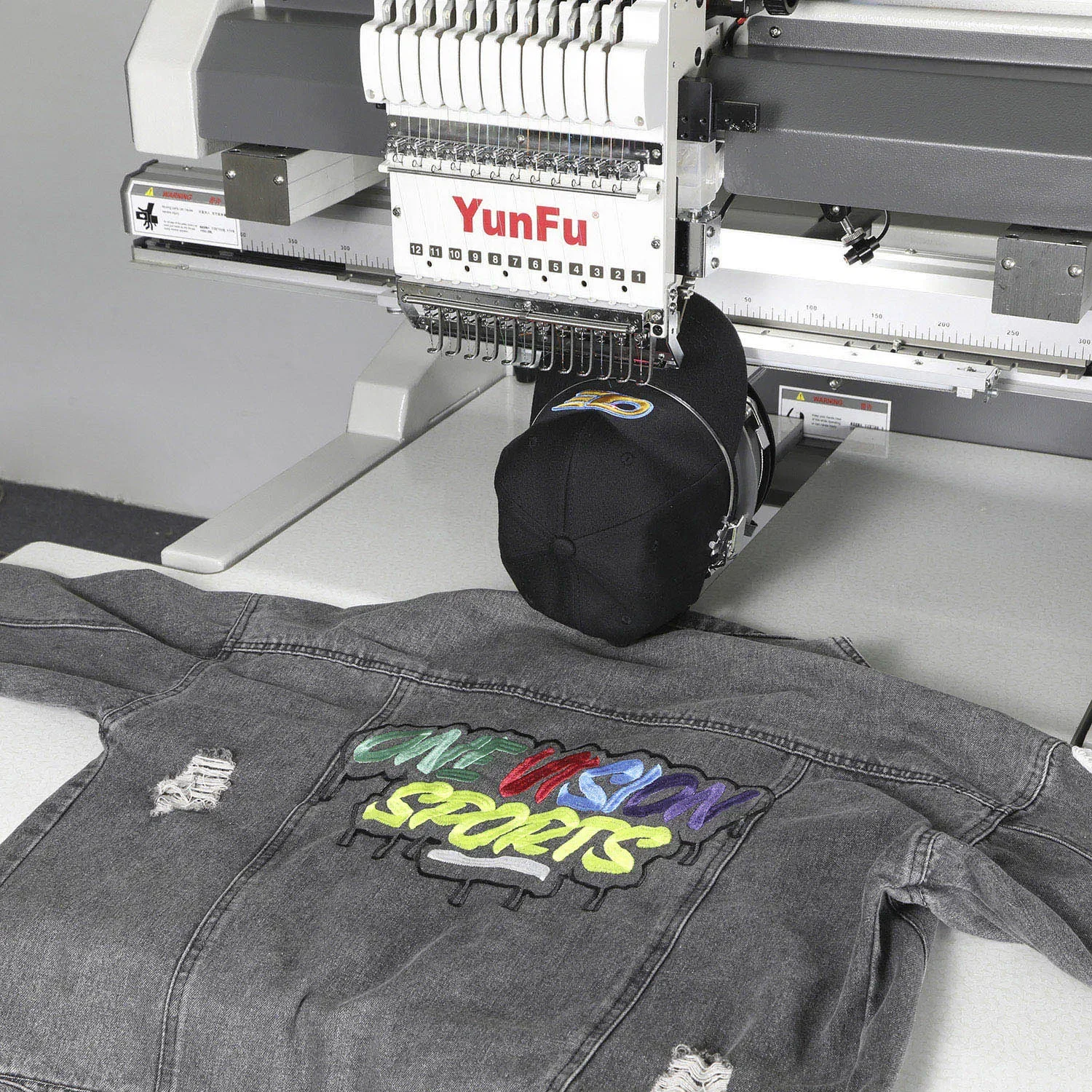 Yunfu Single Head 12/15 Needles 800*500 Work Area Automatic Computerized Embroidery Machine
Yunfu Single Head 12/15 Needles 800*500 Work Area Automatic Computerized Embroidery Machine