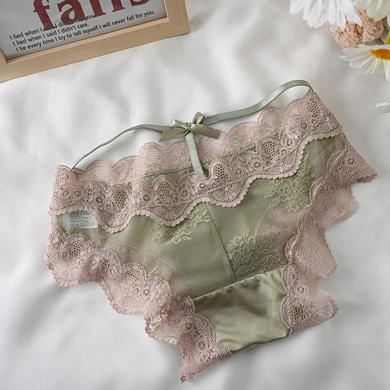 Летнее женское кружевное нижнее белье в стиле Лолиты, дышащие и сексуальные женские треугольные брюки Pure Desire Wind, новинка 202, хлопок с промежностью
Летнее женское кружевное нижнее белье в стиле Лолиты, дышащие и сексуальные женские треугольные брюки Pure Desire Wind, новинка 202, хлопок с промежностью