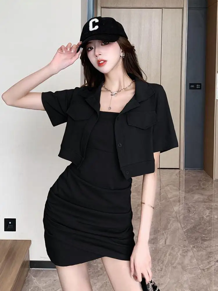 2025 New Summer Two Piece Set Fashion Solid Single Breasted Cardigan Short Sleeve Tops And Women's Pleated Slip Dress Simplicity
2025 New Summer Two Piece Set Fashion Solid Single Breasted Cardigan Short Sleeve Tops And Women's Pleated Slip Dress Simplicity