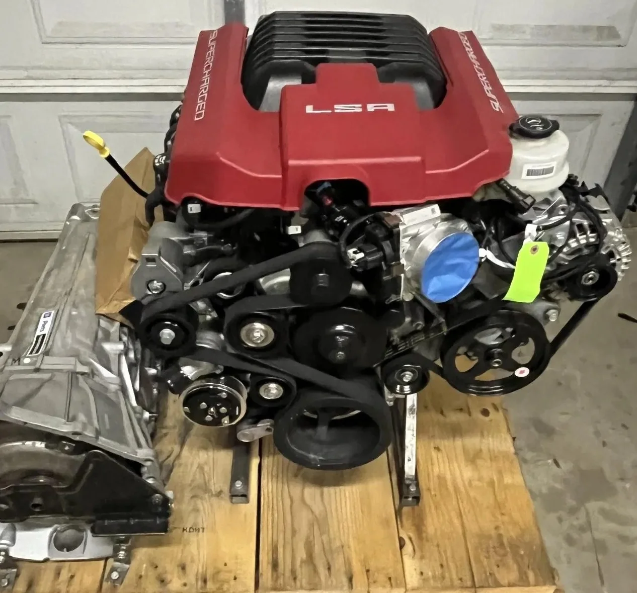 Heavy Duty 6.2 Liter LSA Supercharged V8 Engine for Matched 6L90E Transmission Enhanced Performance for Patrol
Heavy Duty 6.2 Liter LSA Supercharged V8 Engine for Matched 6L90E Transmission Enhanced Performance for Patrol