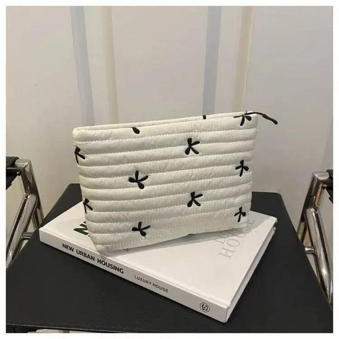 Large Capacity Cute Makeup Bag with Zipper - Embroidery Bow Cosmetic Wash Storage Bag for Women
Large Capacity Cute Makeup Bag with Zipper - Embroidery Bow Cosmetic Wash Storage Bag for Women