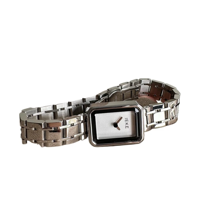 Simple and versatile high-end retro square steel belt small gold watch, temperament women's watch
Simple and versatile high-end retro square steel belt small gold watch, temperament women's watch