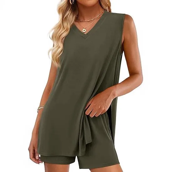 Summer Women's 2-piece Set Sleeveless Top Short Pants Solid Color Tie Detail Capri Pants Casual Summer Suit
Summer Women's 2-piece Set Sleeveless Top Short Pants Solid Color Tie Detail Capri Pants Casual Summer Suit