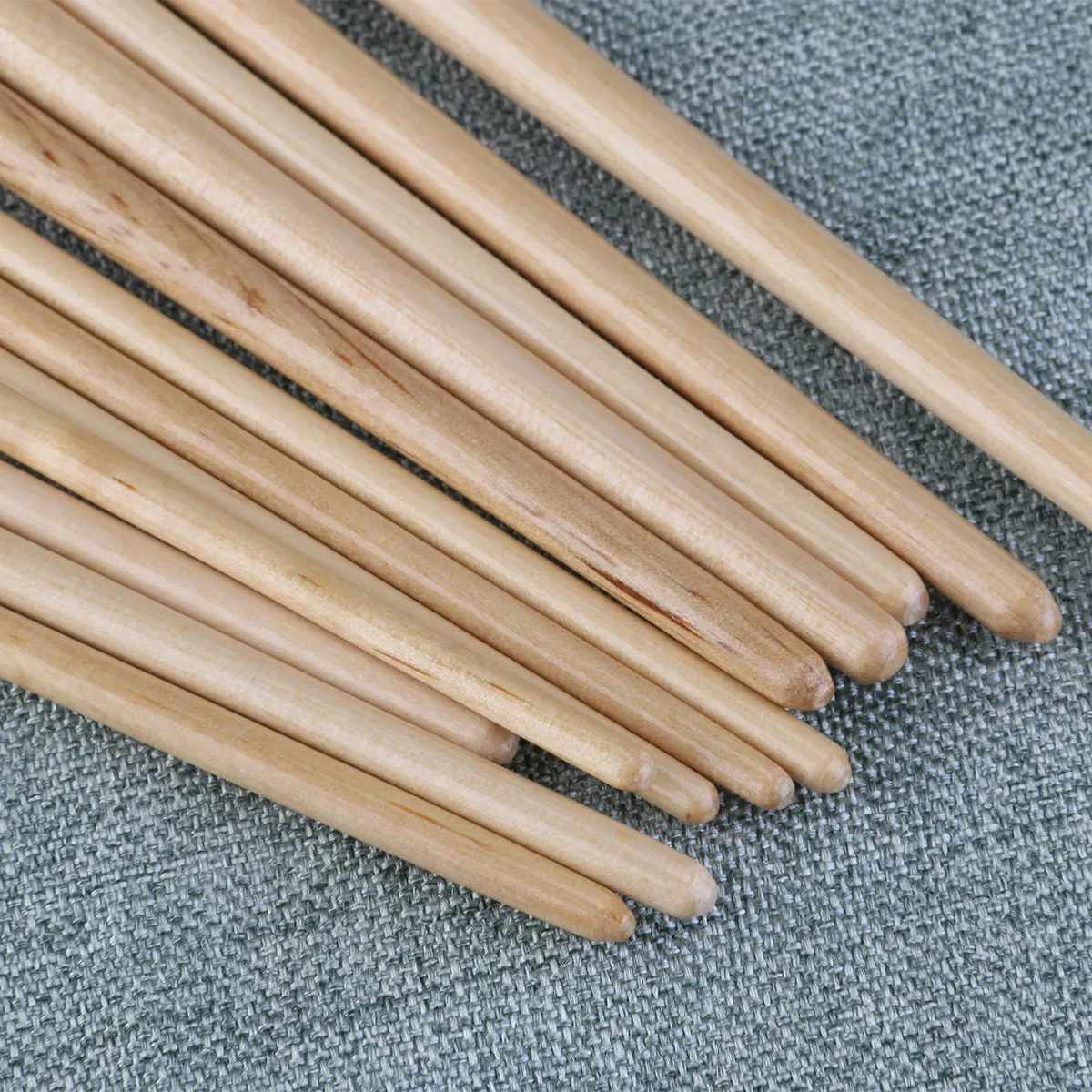 12Pcs Nylon Hair Watercolor Paint Brush Set Short Handle Flat Round Pointed Tip Artist Acrylic Oil Painting Supplies Brush Set
12Pcs Nylon Hair Watercolor Paint Brush Set Short Handle Flat Round Pointed Tip Artist Acrylic Oil Painting Supplies Brush Set