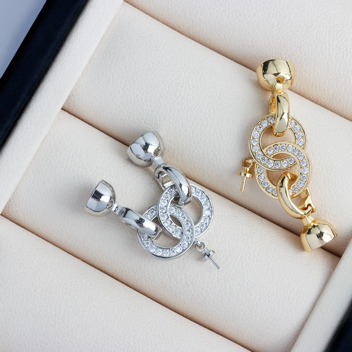 18K Real Gold Plated with Opal Double Ring with Hanging Button Head, Necklace Bracelet Ending Buckle DIY Jewelry Accessories
18K Real Gold Plated with Opal Double Ring with Hanging Button Head, Necklace Bracelet Ending Buckle DIY Jewelry Accessories