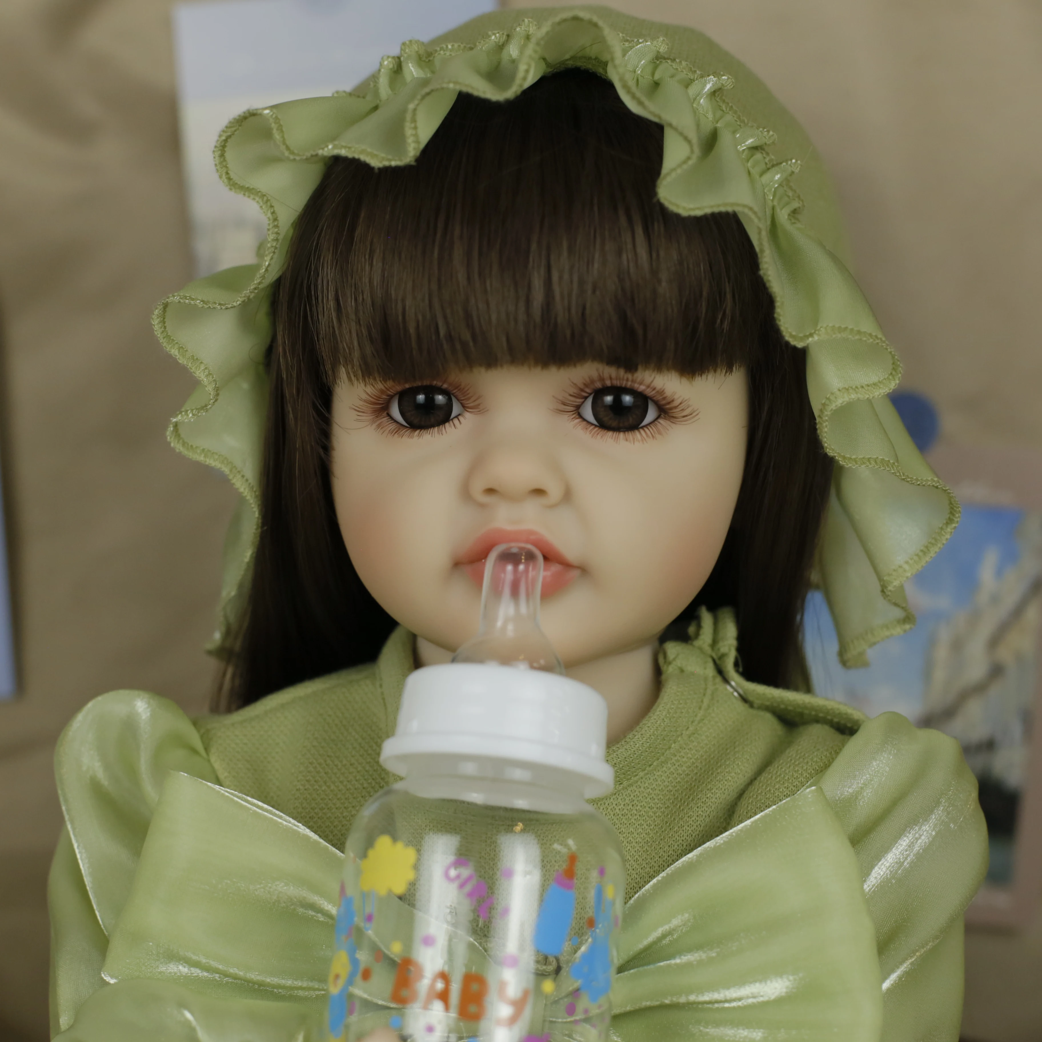 55cmDUDU Soft Vinyl Reborn Doll Lifelike WaterproofPrincess Belted skirt set Soft Touch High Quality Doll Gifts for Children
55cmDUDU Soft Vinyl Reborn Doll Lifelike WaterproofPrincess Belted skirt set Soft Touch High Quality Doll Gifts for Children