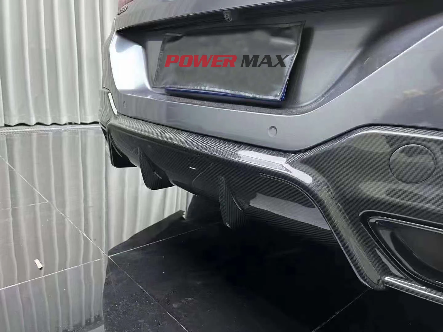 Dry Carbon Fiber Rear Diffuser for BMW 8 Series G14 G15 G16 Rear Bumper Lip
Dry Carbon Fiber Rear Diffuser for BMW 8 Series G14 G15 G16 Rear Bumper Lip