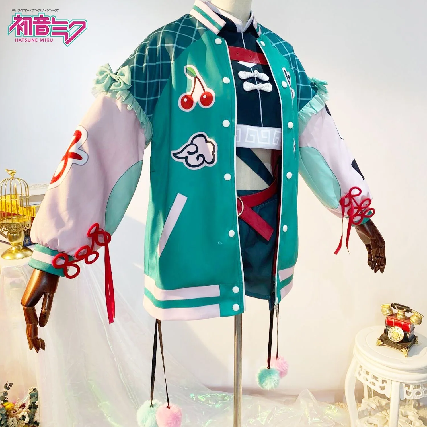 Cosplay Costume miku New Song Cos Costume Hatsune Miku Fashion Full Package
Cosplay Costume miku New Song Cos Costume Hatsune Miku Fashion Full Package