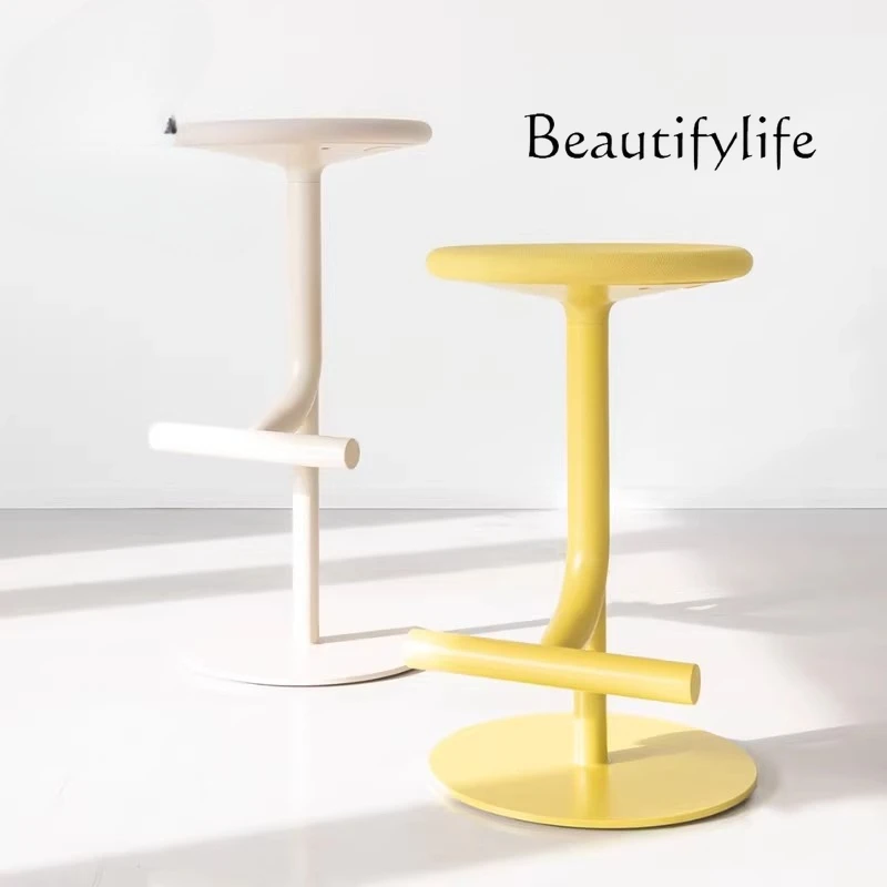 Scandinavian style bar chair cafe hotel high stool villa shimadai special-shaped fiberglass bar chair
Scandinavian style bar chair cafe hotel high stool villa shimadai special-shaped fiberglass bar chair