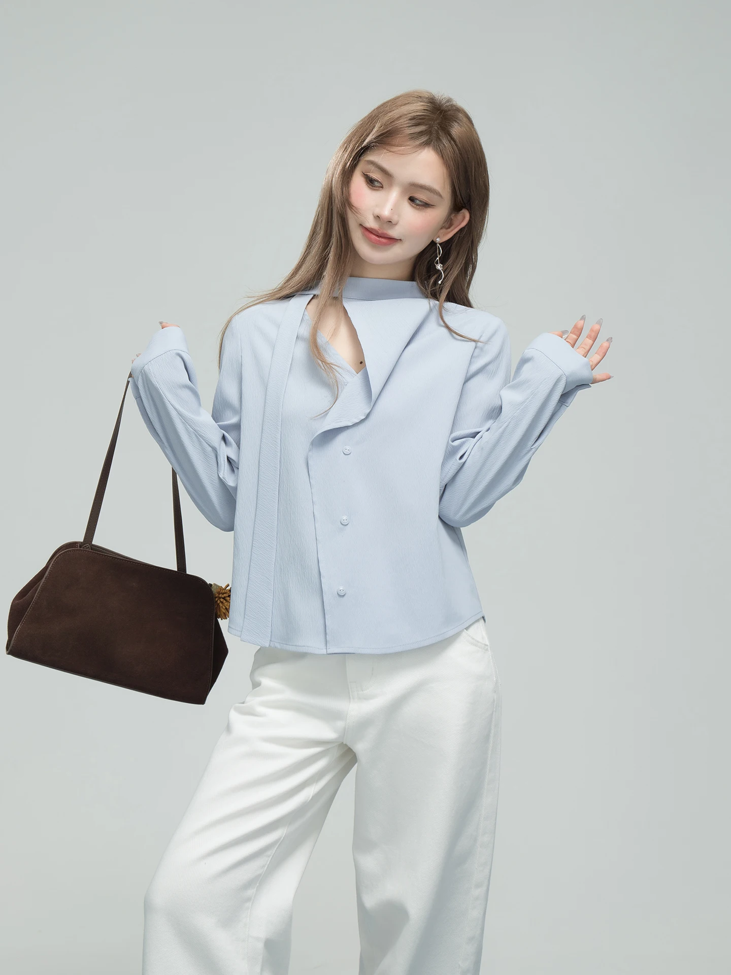 Женская блузка Sweet Sle с деконструированным воротником, кружевной отделкой и поясом, цвет морской дымки, из полиэфирного волокна, с длинными рукавами, элегантного кроя
Женская блузка Sweet Sle с деконструированным воротником, кружевной отделкой и поясом, цвет морской дымки, из полиэфирного волокна, с длинными рукавами, элегантного кроя