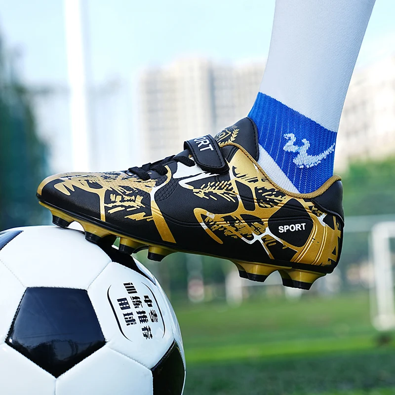 New Children Football Boots Boys Training Youth Soccer Shoes Ultralight Non-slip Sneaker Breathable Comfortable for Indoor 28-39
New Children Football Boots Boys Training Youth Soccer Shoes Ultralight Non-slip Sneaker Breathable Comfortable for Indoor 28-39