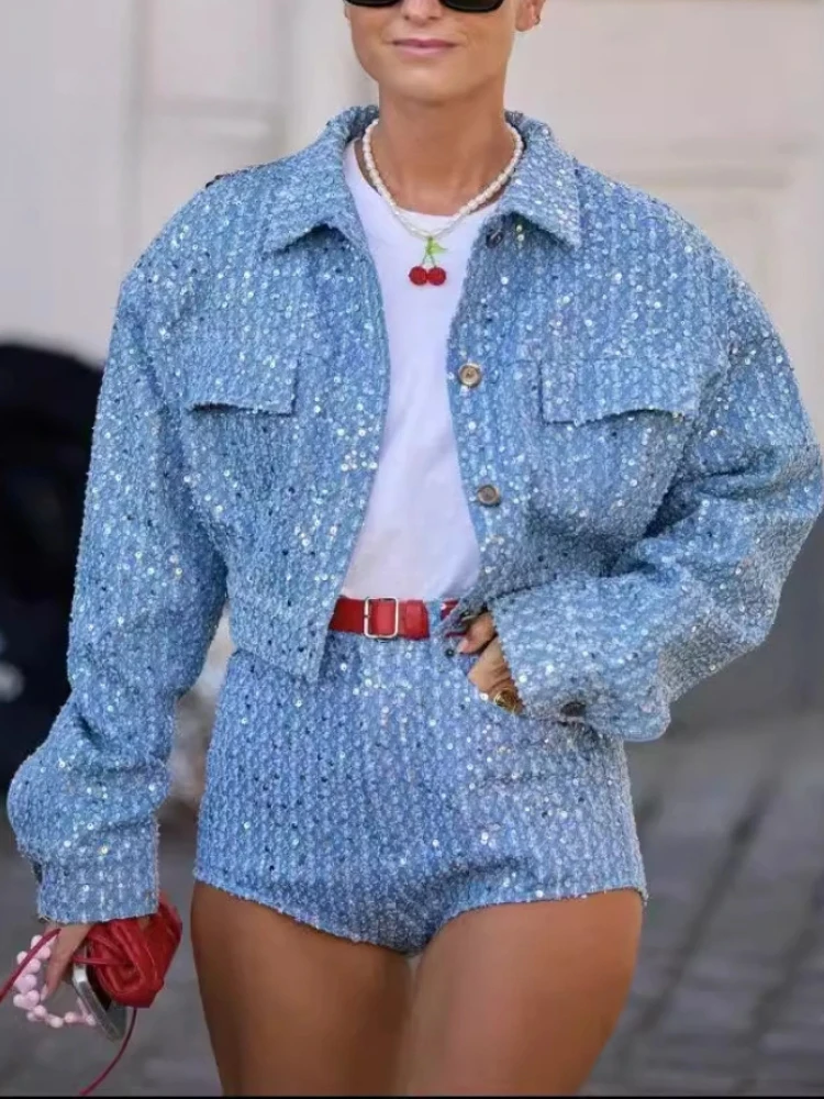 Spring Summer New Women's Short Sets Fashion Short Denim Sequins Jacket Top Elegant Sexy Versatile Slim Fit Shorts Two Piece Set
Spring Summer New Women's Short Sets Fashion Short Denim Sequins Jacket Top Elegant Sexy Versatile Slim Fit Shorts Two Piece Set