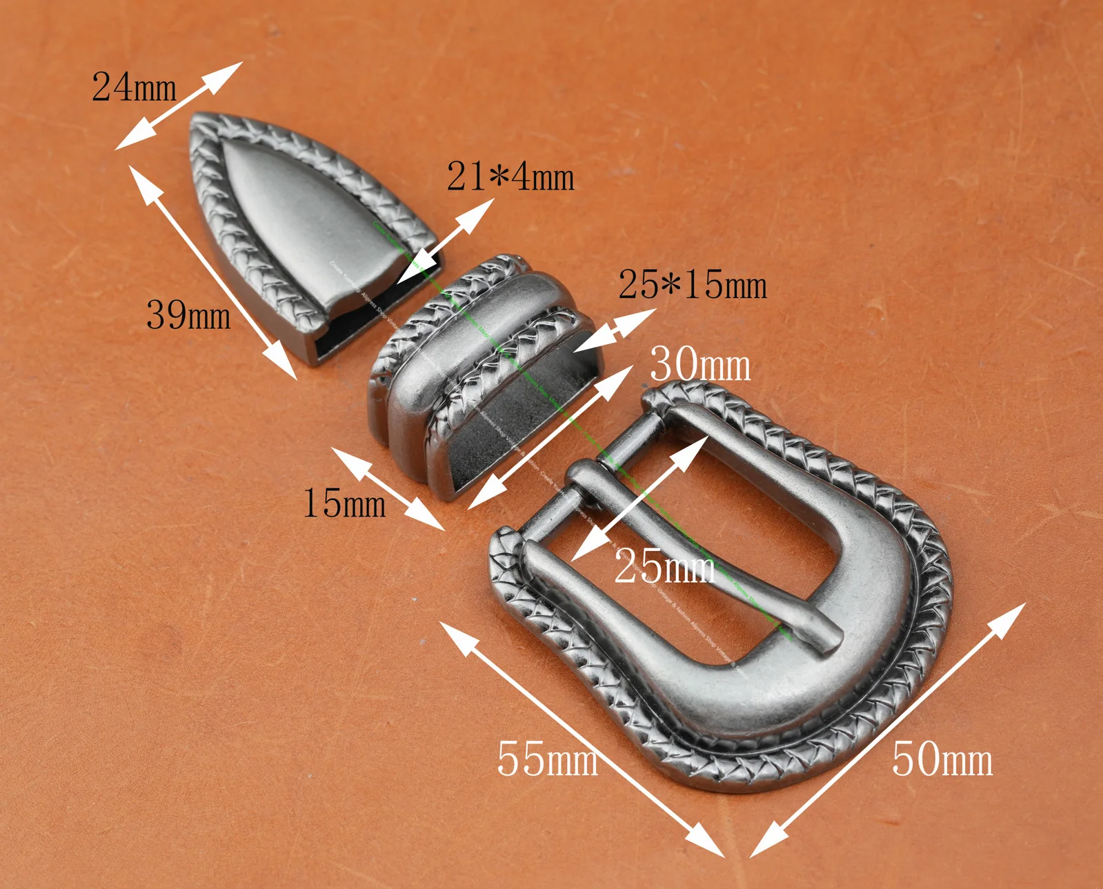 1'' 25Mm Pin Belt Buckle Western Cowboy Rodeo Metal 3-piece Set Belt Buckles for Women Men Diy Leather Craft Project
1'' 25Mm Pin Belt Buckle Western Cowboy Rodeo Metal 3-piece Set Belt Buckles for Women Men Diy Leather Craft Project