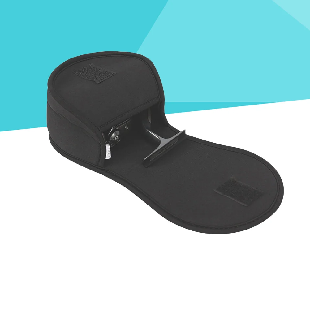 Fishing Gear Storage Pouch Reel Bag with High-Density Padding Water-Resistant Material Fits Most Reels Left Or Right Handed
Fishing Gear Storage Pouch Reel Bag with High-Density Padding Water-Resistant Material Fits Most Reels Left Or Right Handed