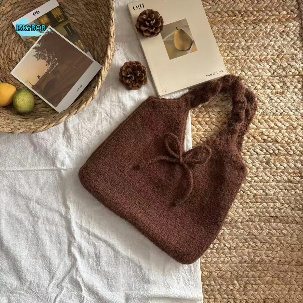 Креативная разноцветная вязаная сумка-тоут из мягкой шерсти с узором «косичка», вместительная, милая, на плечо, для покупок
Креативная разноцветная вязаная сумка-тоут из мягкой шерсти с узором «косичка», вместительная, милая, на плечо, для покупок