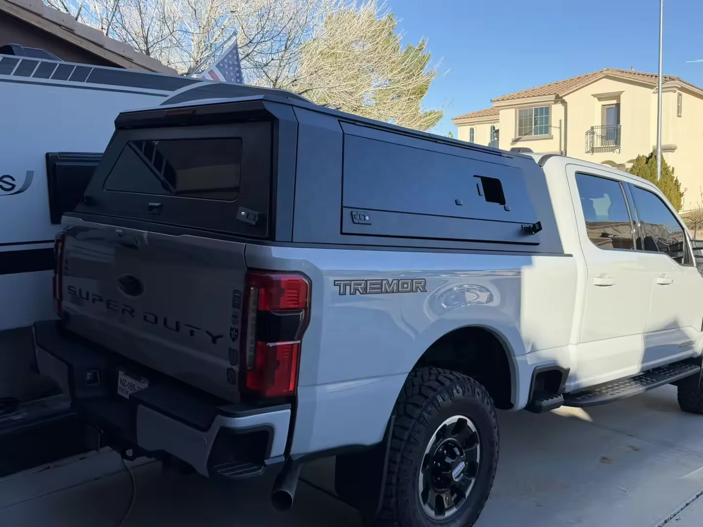 KQX Custom Ute Canopy Waterproof Hard Top Canopy for ram 2500 6.4 ft Bed Truck Topper Truck Topper Manufacturers F250
KQX Custom Ute Canopy Waterproof Hard Top Canopy for ram 2500 6.4 ft Bed Truck Topper Truck Topper Manufacturers F250