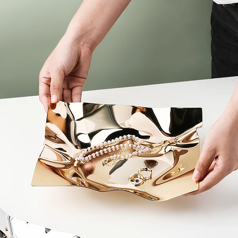 Irregular Stainless Steel Storage Tray Jewelry Display Plate Key Plate Fruit Dessert Storage Tray Desktop Organizer Home Decor
Irregular Stainless Steel Storage Tray Jewelry Display Plate Key Plate Fruit Dessert Storage Tray Desktop Organizer Home Decor
