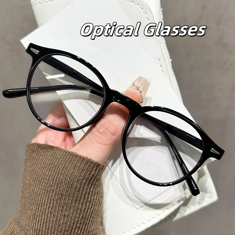 Trendy Luxury Round Optical Glasses Blue Light Blocking Eye Protection Trend of Ultra-light Ladies Glasses Frame Unisex
Trendy Luxury Round Optical Glasses Blue Light Blocking Eye Protection Trend of Ultra-light Ladies Glasses Frame Unisex